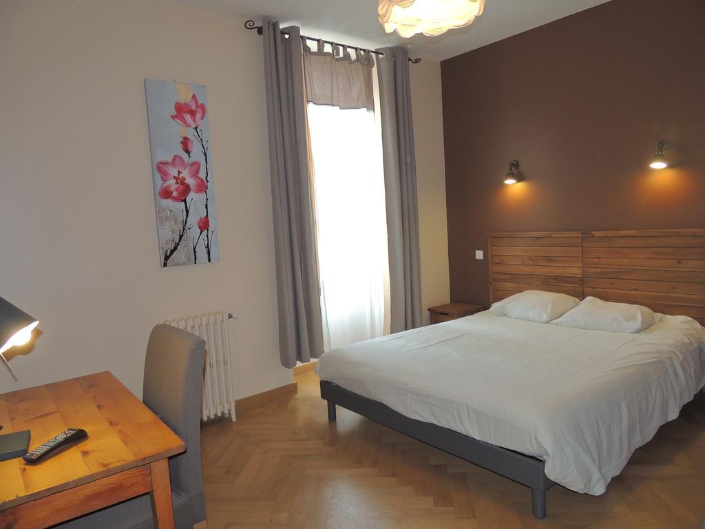 Hotel Des Alpes Le Bourg-dʼOisans Δωμάτιο φωτογραφία